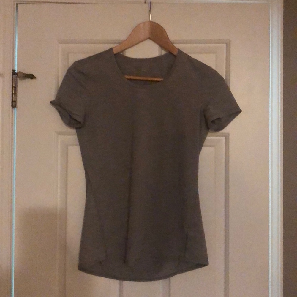 Athleta Kettlebell Train Tee